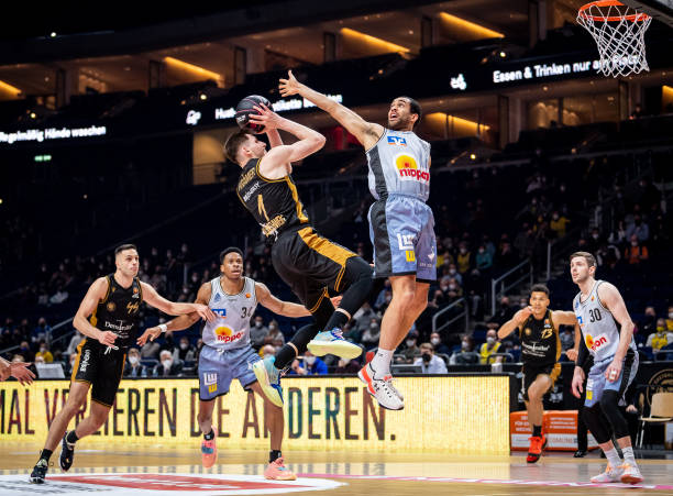 选手凭借其 选手凭借其